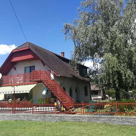 Nyaraló Imád-lak Balatonmáriafürdő